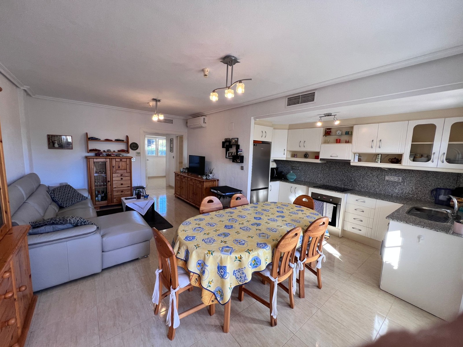 2 Bed, 1 Bath, ApartmentFor Sale, Guardamar Del Segura, Alicante