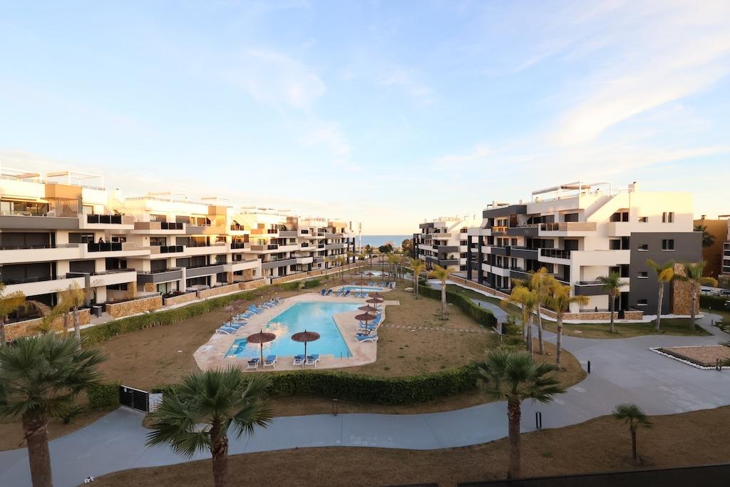 2 Bed, 2 Bath, ApartmentFor Sale, Orihuela Costa, Alicante