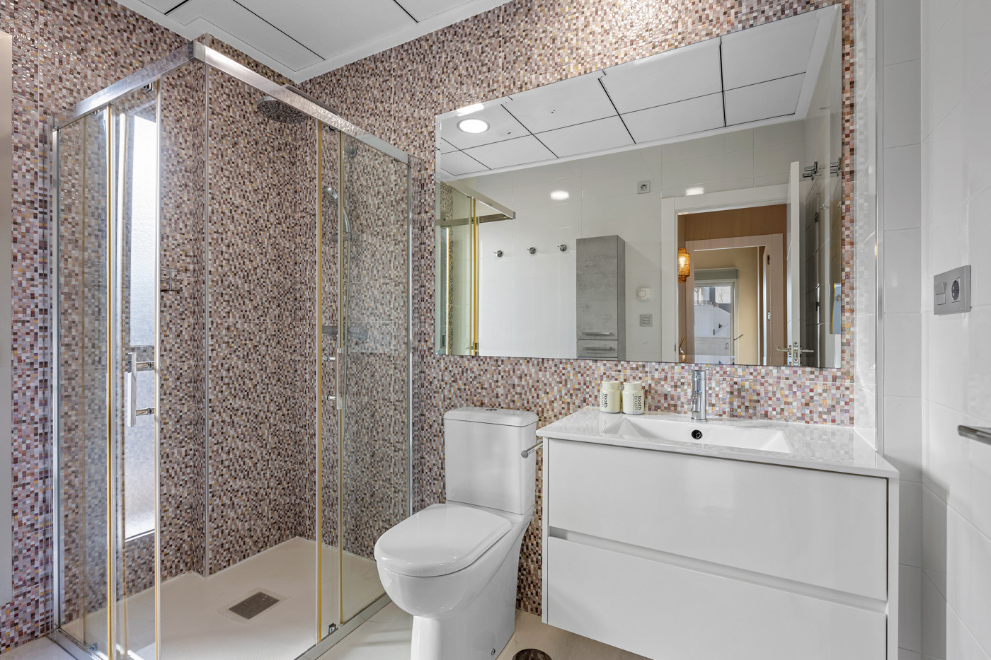 5 Bed, 4 Bath, HouseFor Sale, Villamartin, Alicante