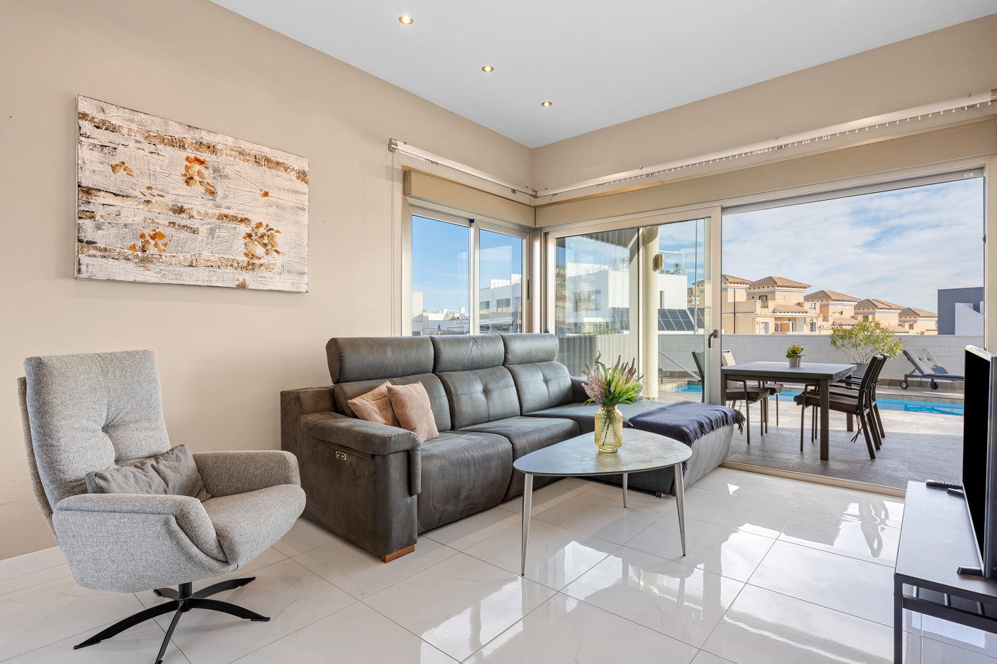 5 Bed, 4 Bath, HouseFor Sale, Villamartin, Alicante