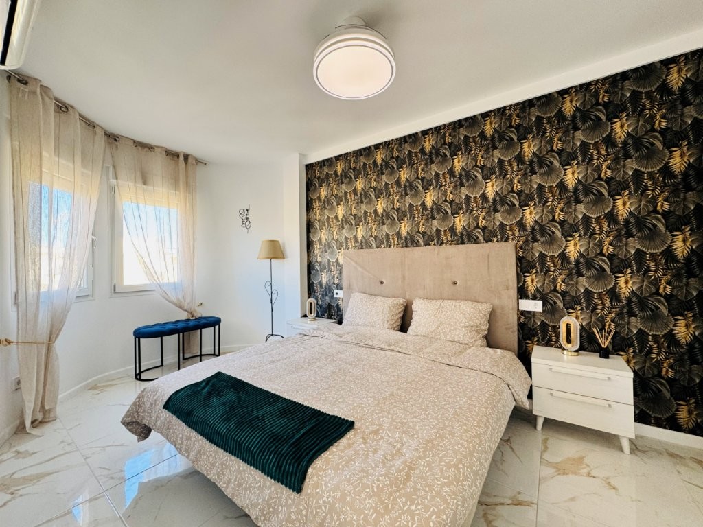 3 Bed, 2 Bath, ApartmentFor Sale, La Mata, Alicante