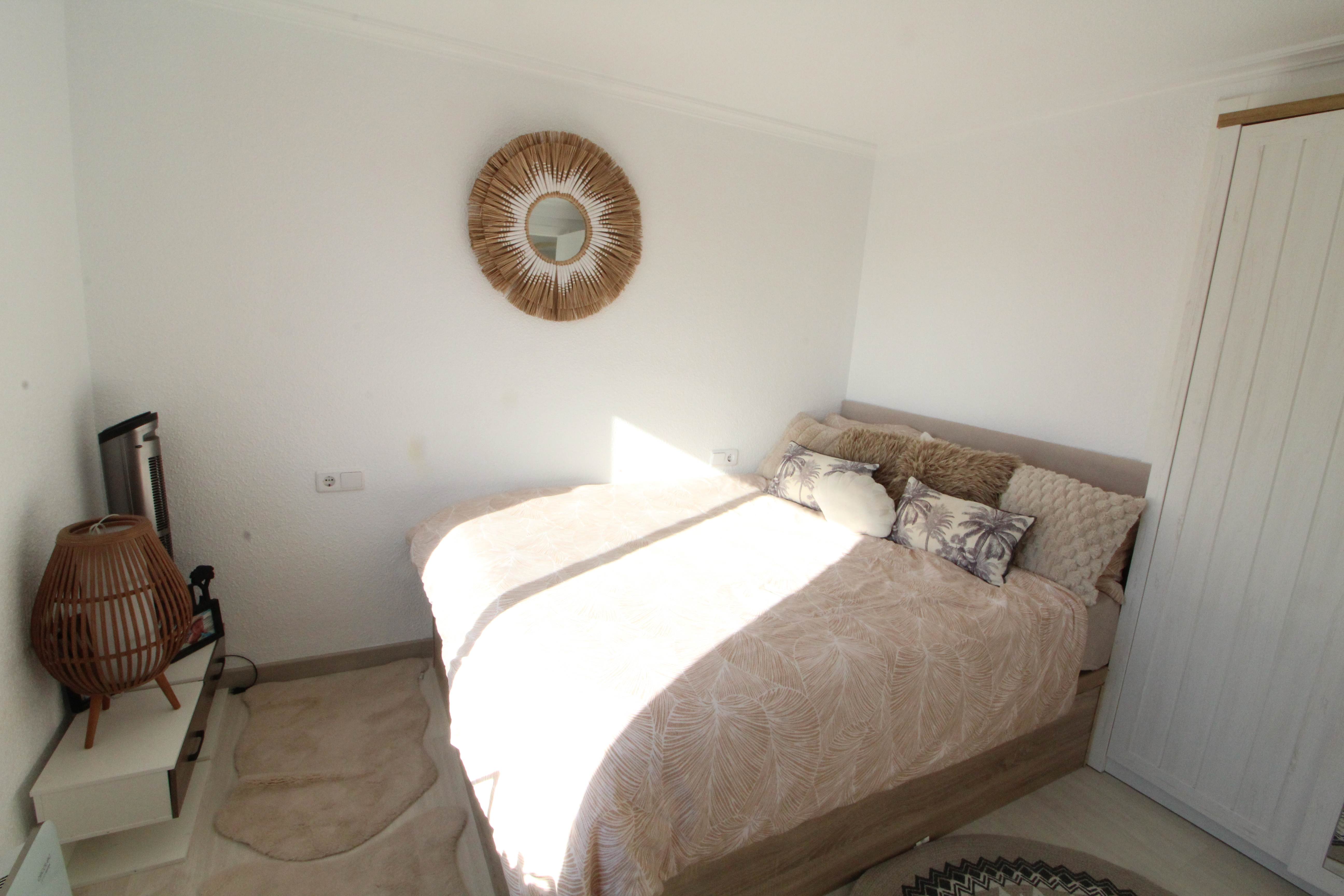 3 Bed, 1 Bath, ApartmentFor Sale, Los Arenales Del Sol, Alicante