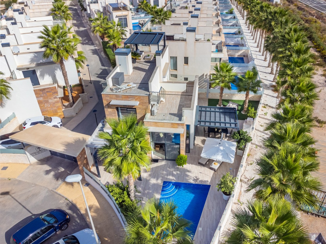 5 Bed, 4 Bath, HouseFor Sale, Cabo Roig, Alicante