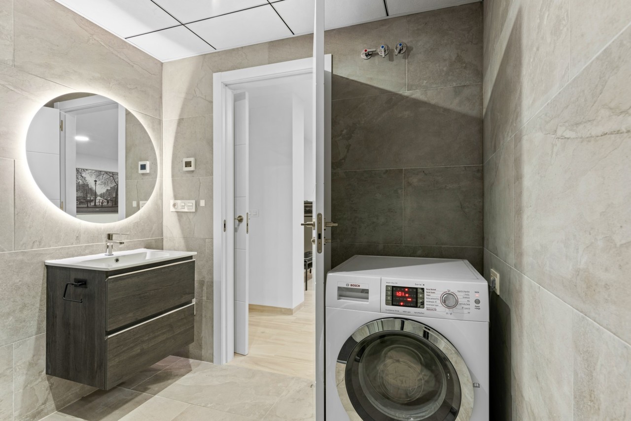 5 Bed, 4 Bath, HouseFor Sale, Cabo Roig, Alicante