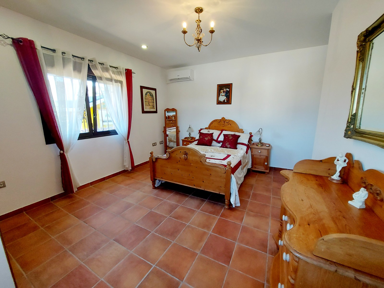 4 Bed, 3 Bath, HouseFor Sale, Bigastro, Alicante