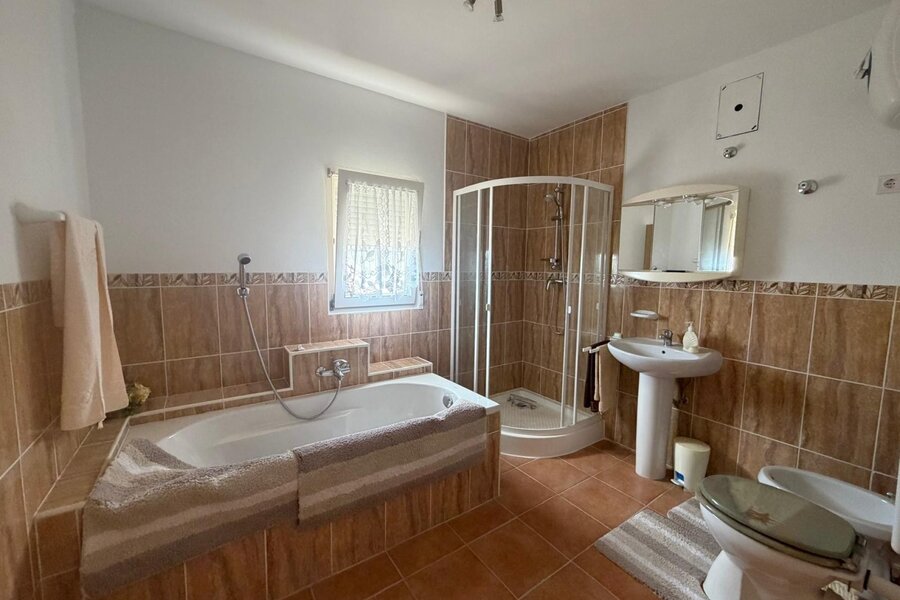 3 Bed, 2 Bath, HouseFor Sale, Albatera, Alicante