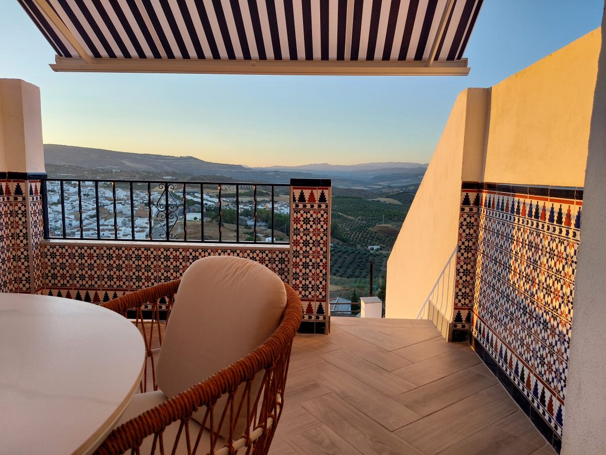 2 Bed, 2 Bath, HouseFor Sale, Olvera, Andalucia