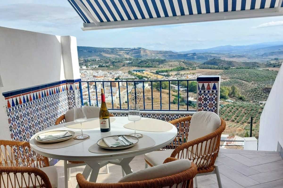 2 Bed, 2 Bath, HouseFor Sale, Olvera, Andalucia