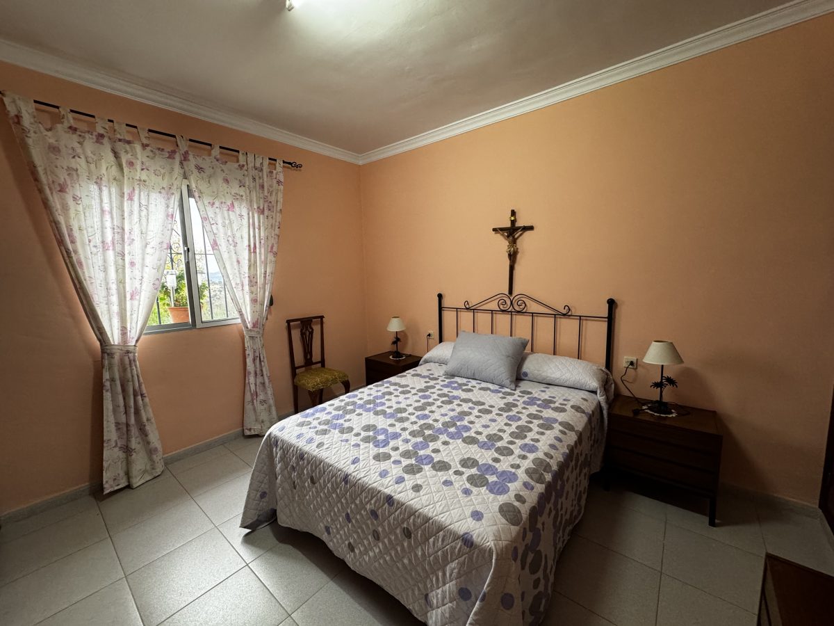 4 Bed, 2 Bath, HouseFor Sale, Olvera, Andalucia