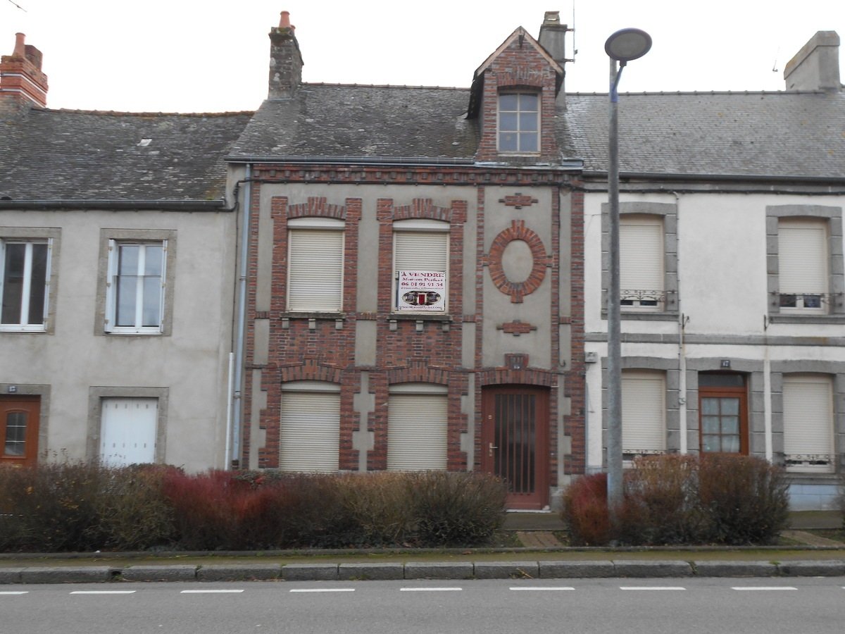 2 Bed, 1 Bath, HouseFor Sale, Pré-en-Pail-Saint-Samson, 53140