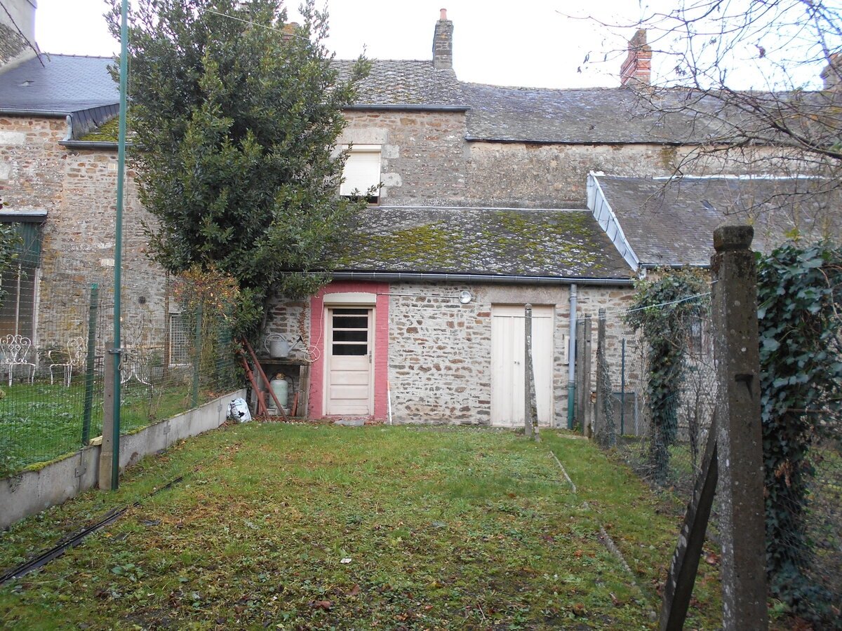 2 Bed, 1 Bath, HouseFor Sale, Pré-en-Pail-Saint-Samson, 53140