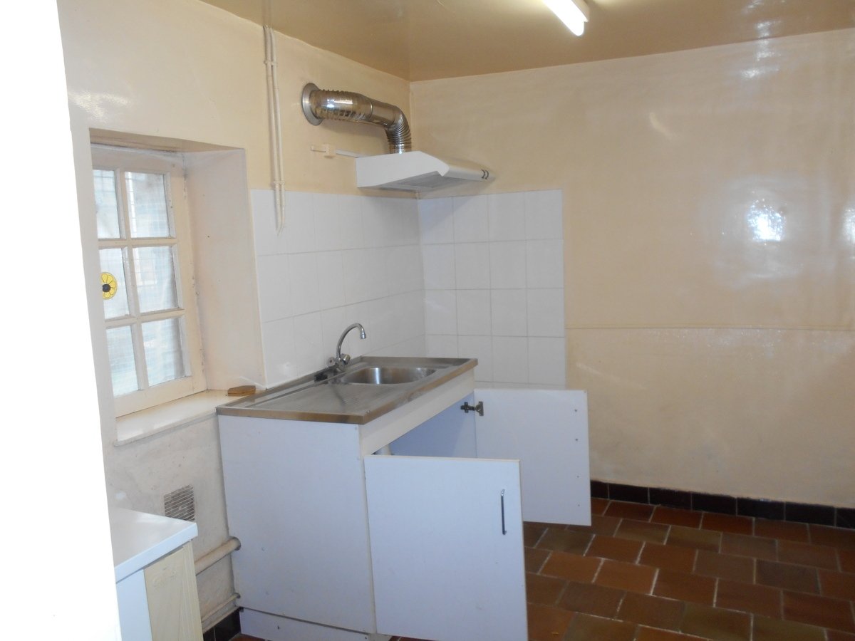 2 Bed, 1 Bath, HouseFor Sale, Pré-en-Pail-Saint-Samson, 53140