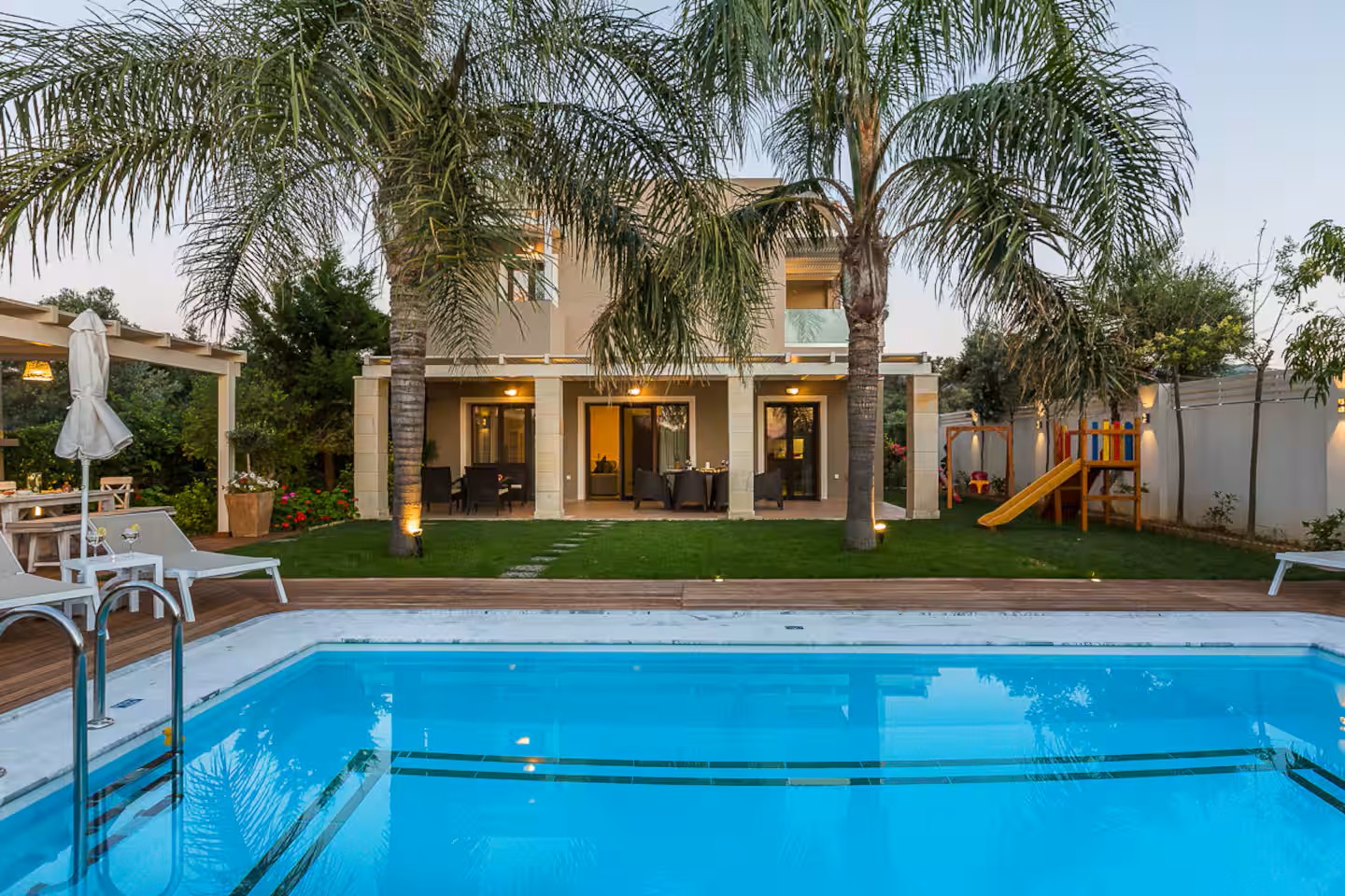 4 Bed, 2 Bath, HouseFor Sale, Rethymno, Crete, 74100