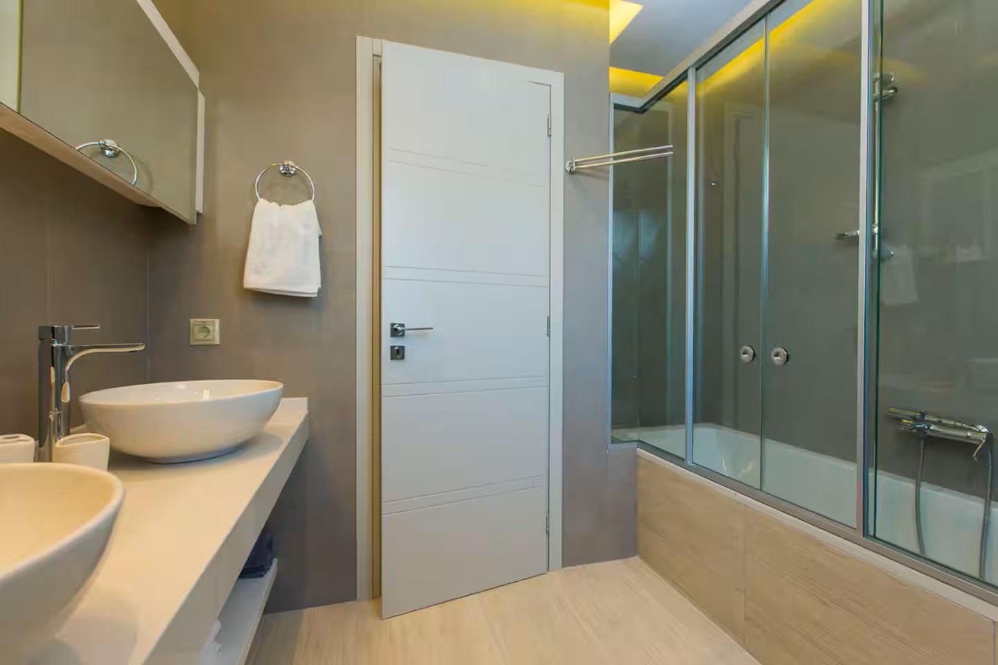 3 Bed, 2 Bath, HouseFor Sale, Rethymno, Crete, 74100