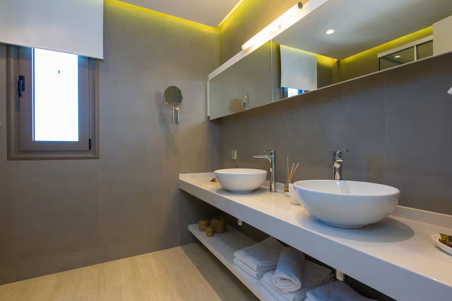 3 Bed, 2 Bath, HouseFor Sale, Rethymno, Crete, 74100