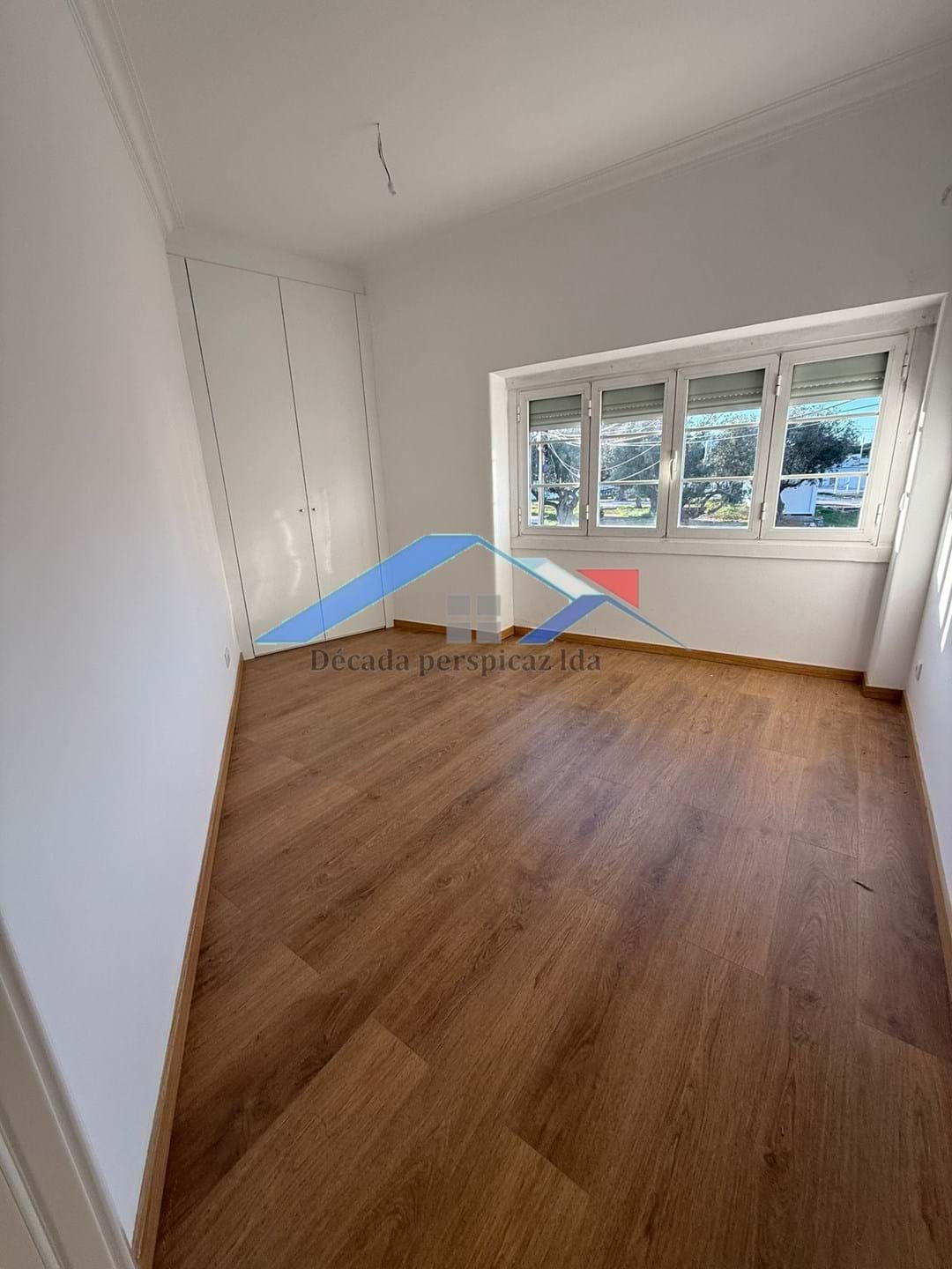 5 Bed, 2 Bath, ApartmentFor Sale, Lisboa, Lisboa, 1800-193