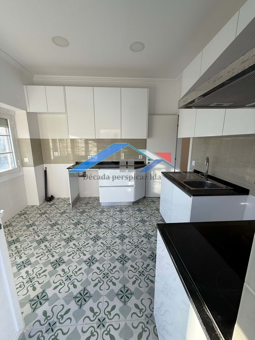 5 Bed, 2 Bath, ApartmentFor Sale, Lisboa, Lisboa, 1800-193