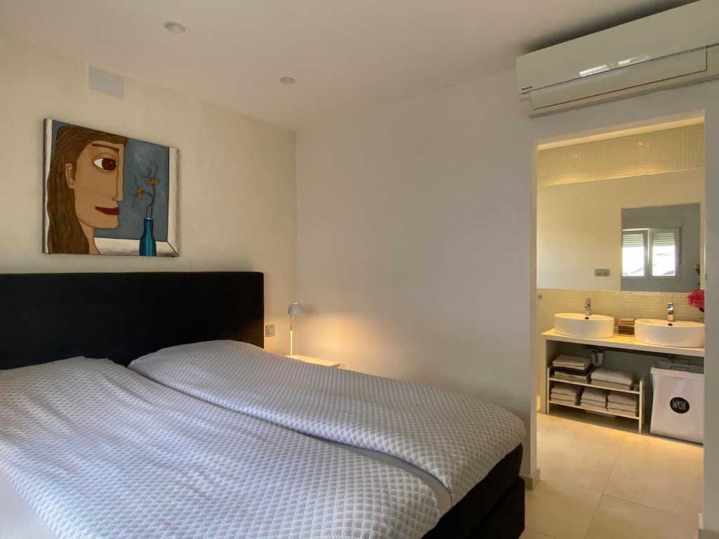 5 Bed, 3 Bath, HouseFor Sale, La Nucia, Alicante