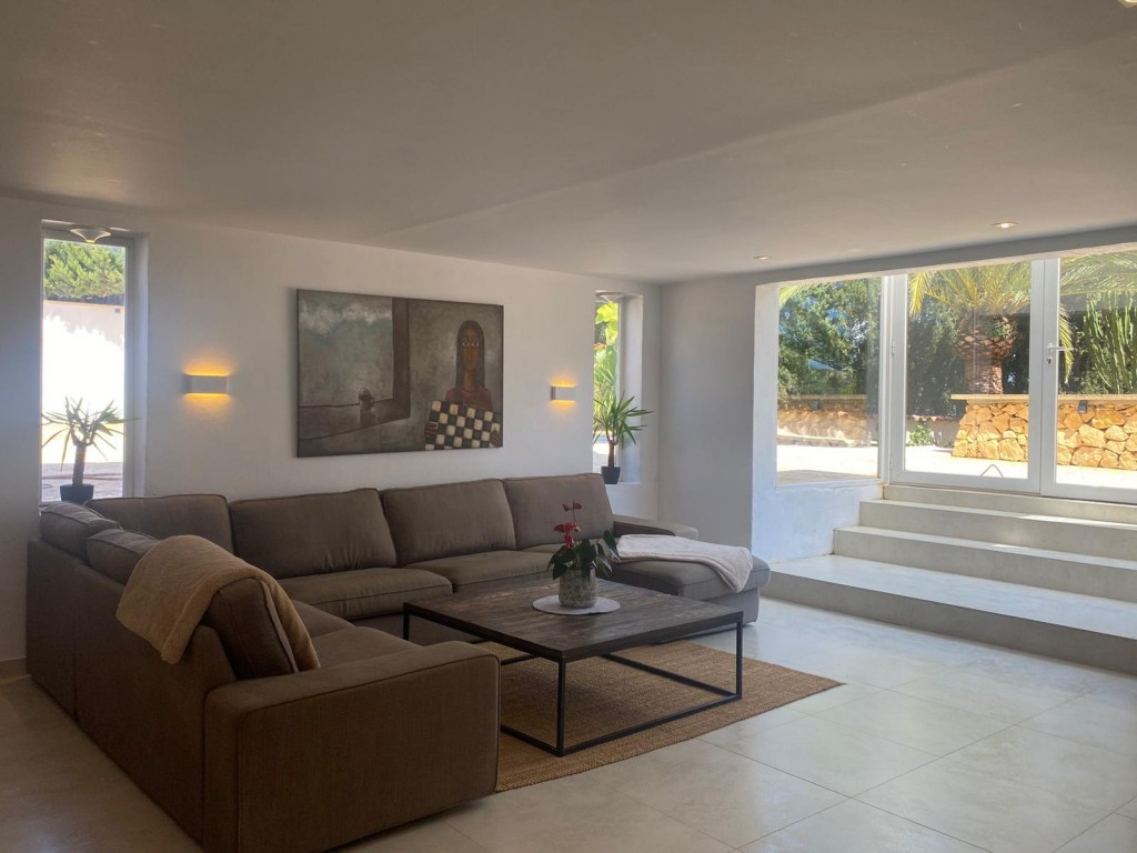 5 Bed, 3 Bath, HouseFor Sale, La Nucia, Alicante