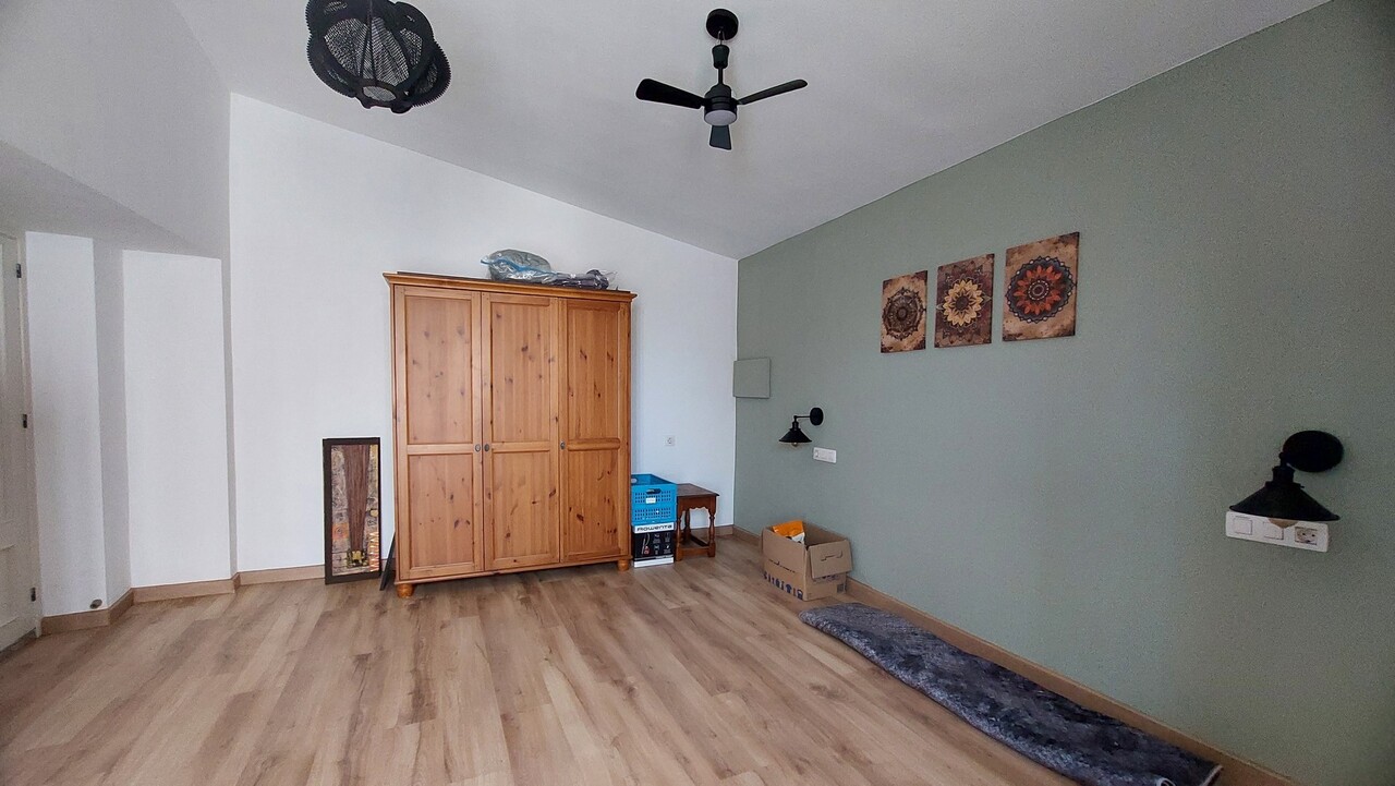 4 Bed, 2 Bath, HouseFor Sale, El Pareton, Murcia