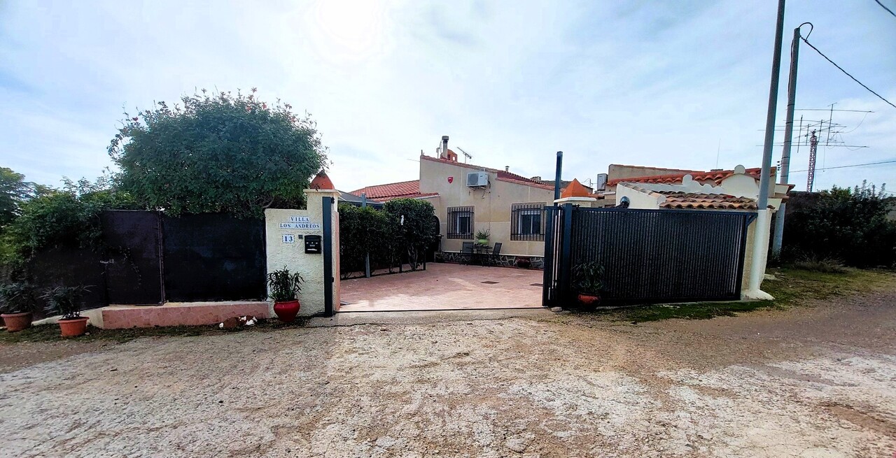 4 Bed, 2 Bath, HouseFor Sale, El Pareton, Murcia