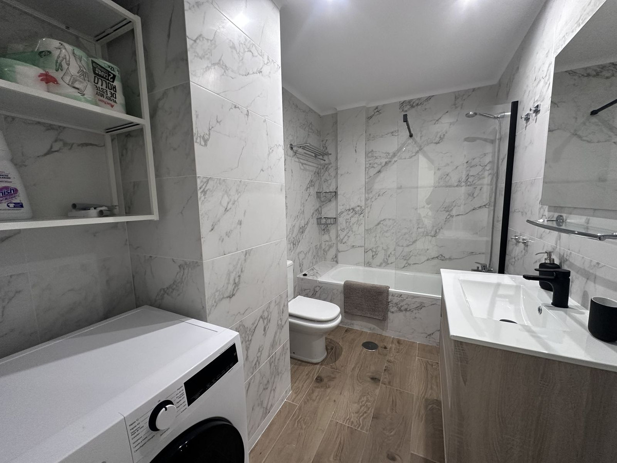 2 Bed, 2 Bath, ApartmentFor Sale, Nueva Andalucia, Malaga