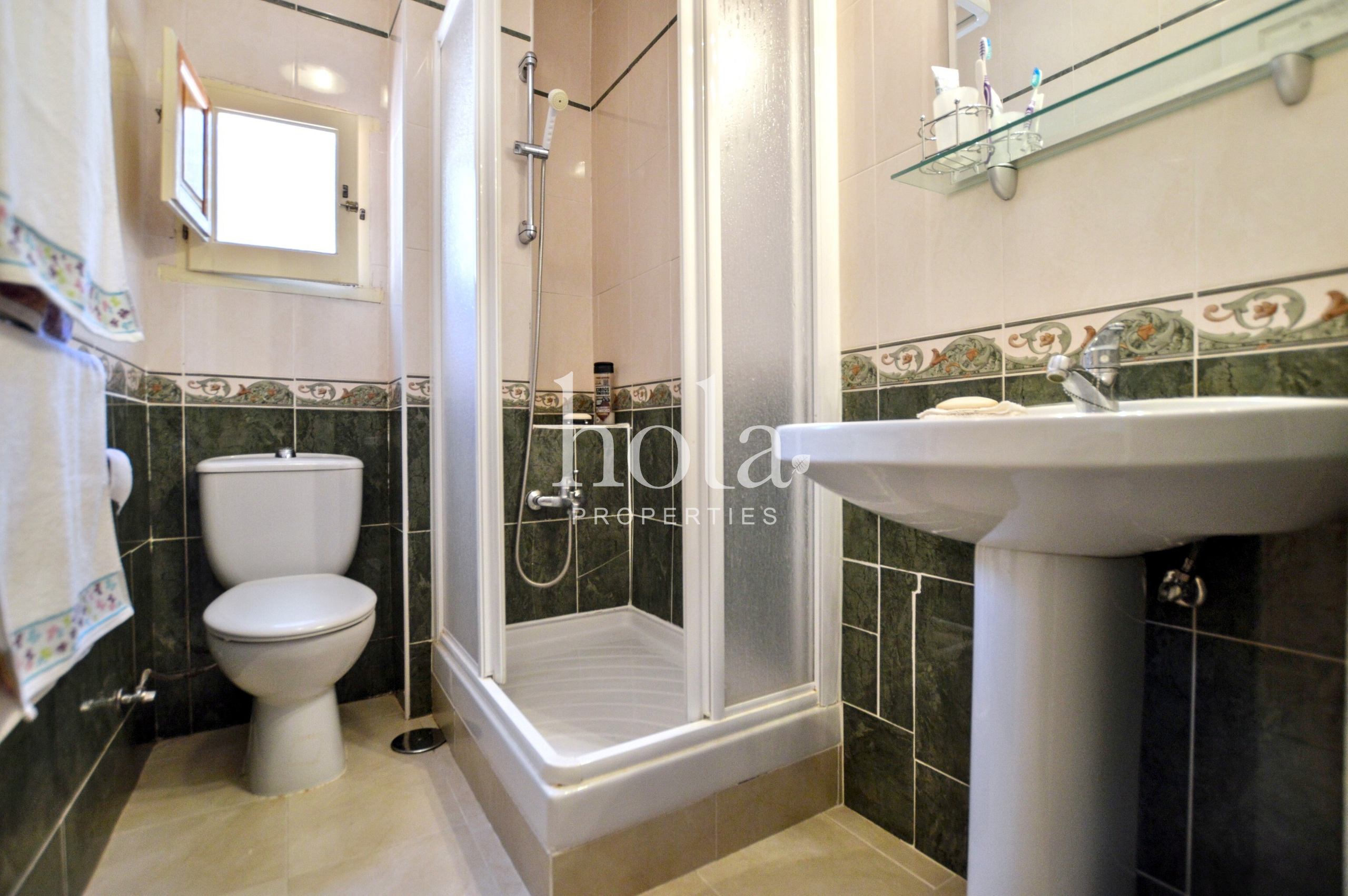 4 Bed, 3 Bath, HouseFor Sale, Lanjaron