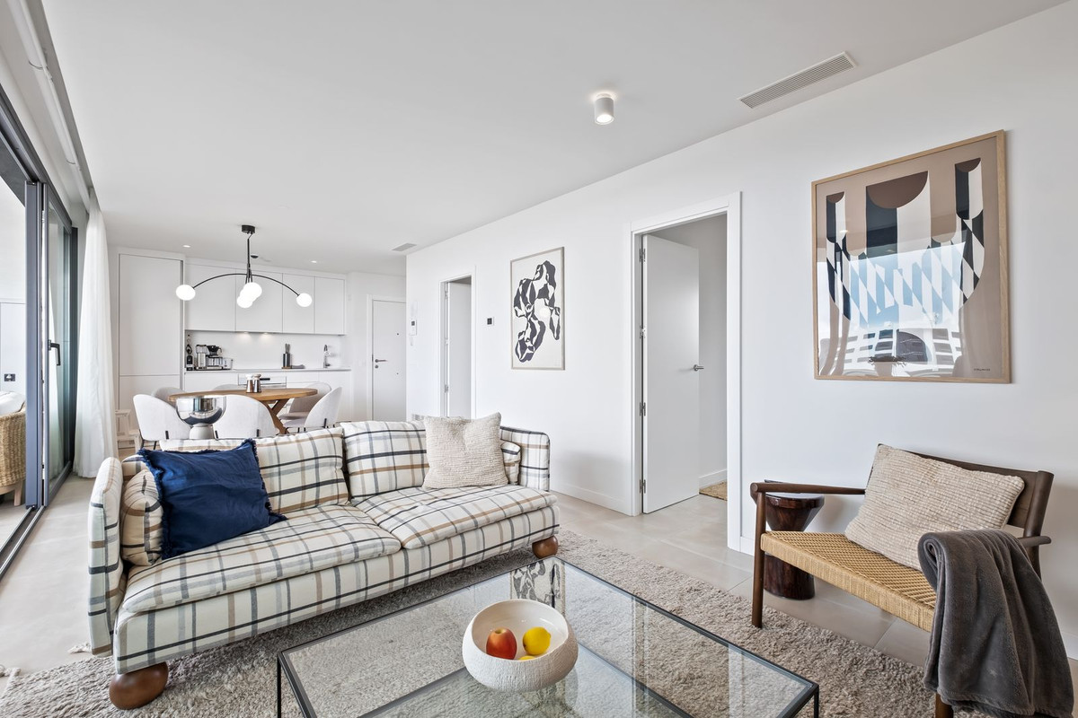 2 Bed, 2 Bath, ApartmentFor Sale, Fuengirola, Malaga