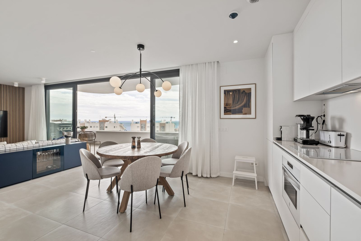 2 Bed, 2 Bath, ApartmentFor Sale, Fuengirola, Malaga