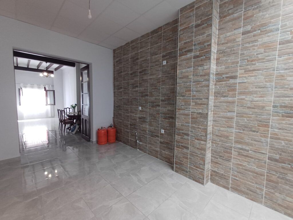 4 Bed, 2 Bath, HouseFor Sale, Oliva, Valencia, 46780