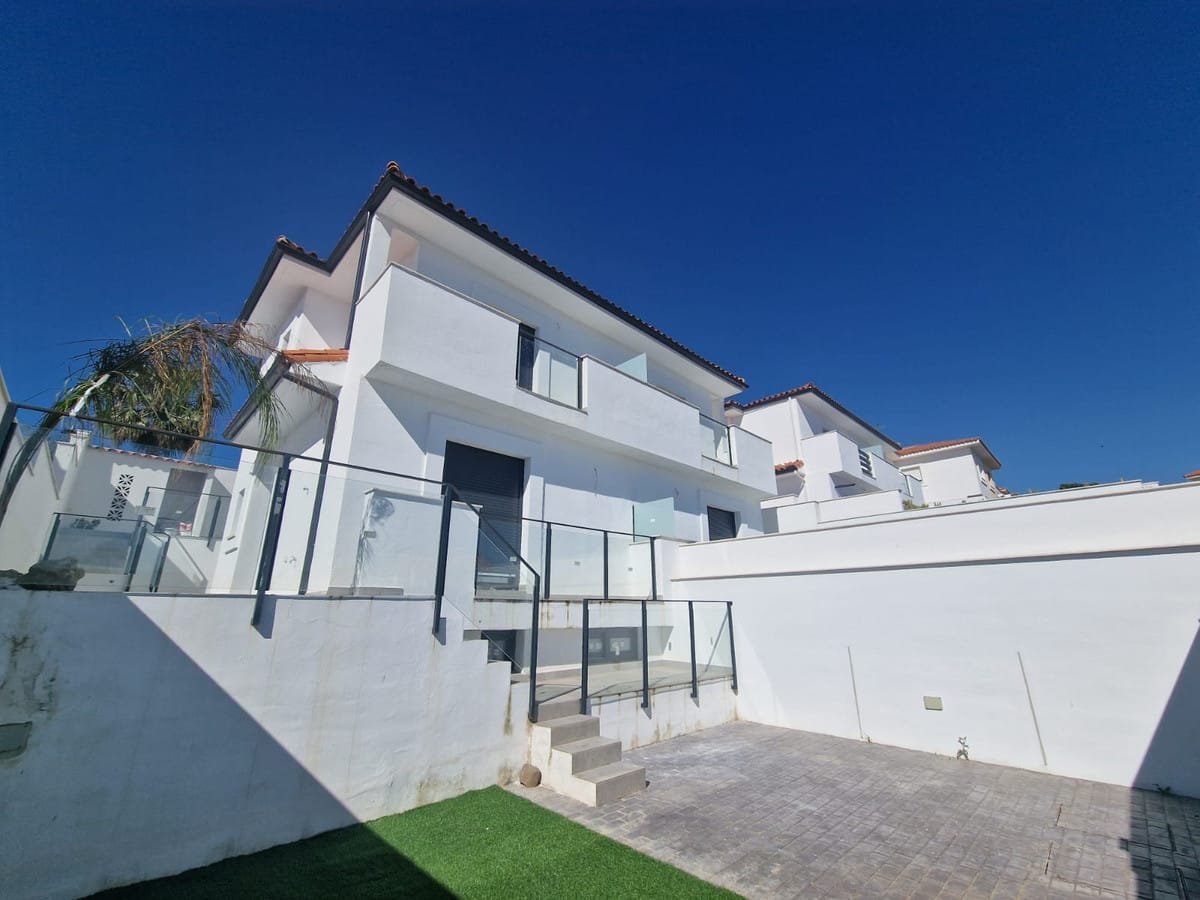 3 Bed, 3 Bath, HouseFor Sale, Manilva, Malaga