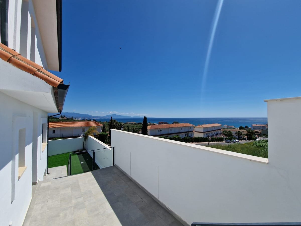 3 Bed, 3 Bath, HouseFor Sale, Manilva, Malaga