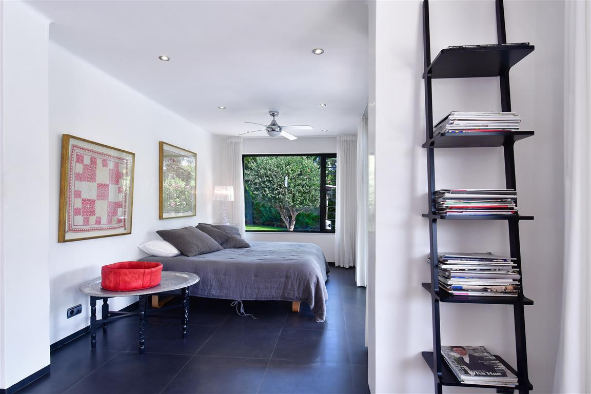 5 Bed, 6 Bath, HouseFor Sale, Nueva Andalucia, Malaga