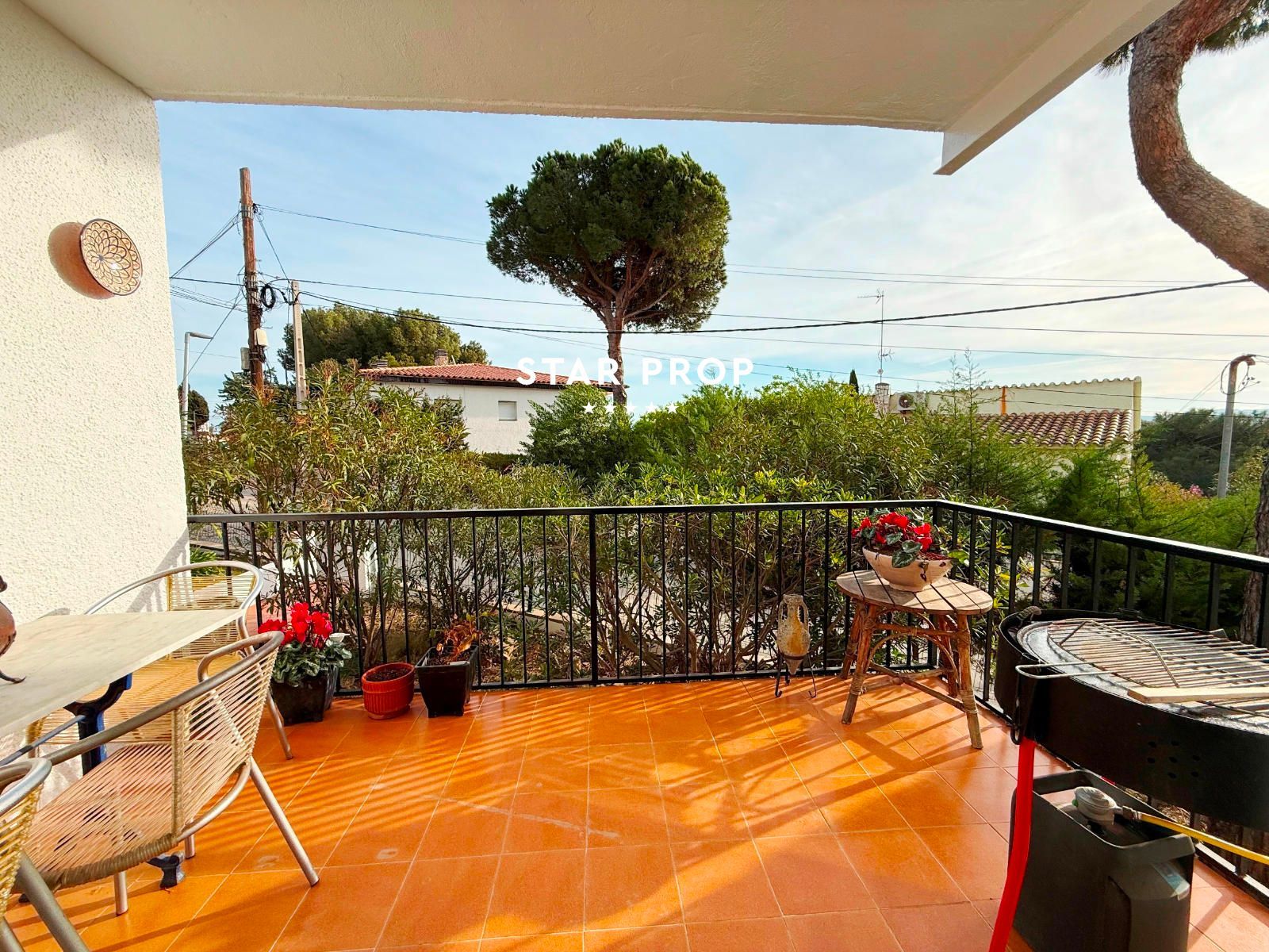 2 Bed, 1 Bath, ApartmentFor Sale, Llançà, Girona