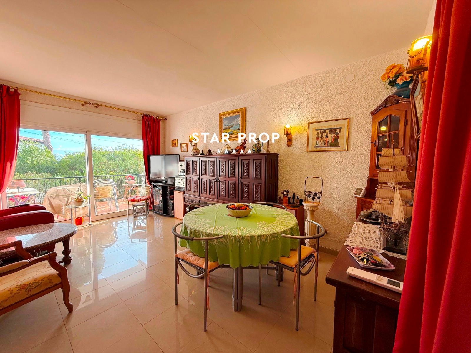 2 Bed, 1 Bath, ApartmentFor Sale, Llançà, Girona