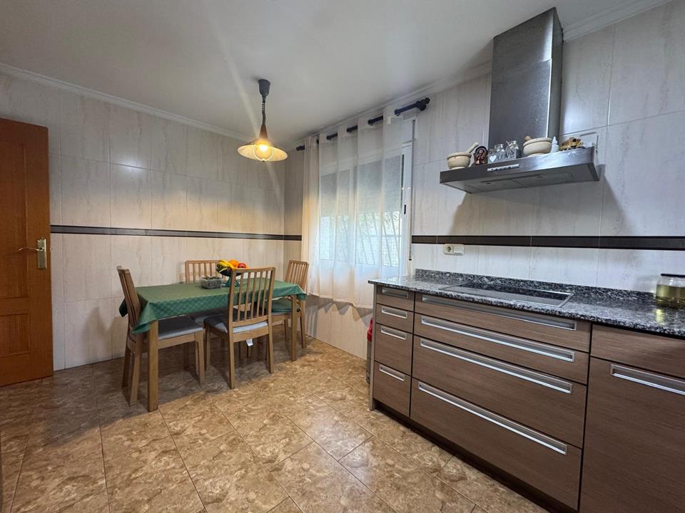 3 Bed, 2 Bath, HouseFor Sale, Denia, Alicante