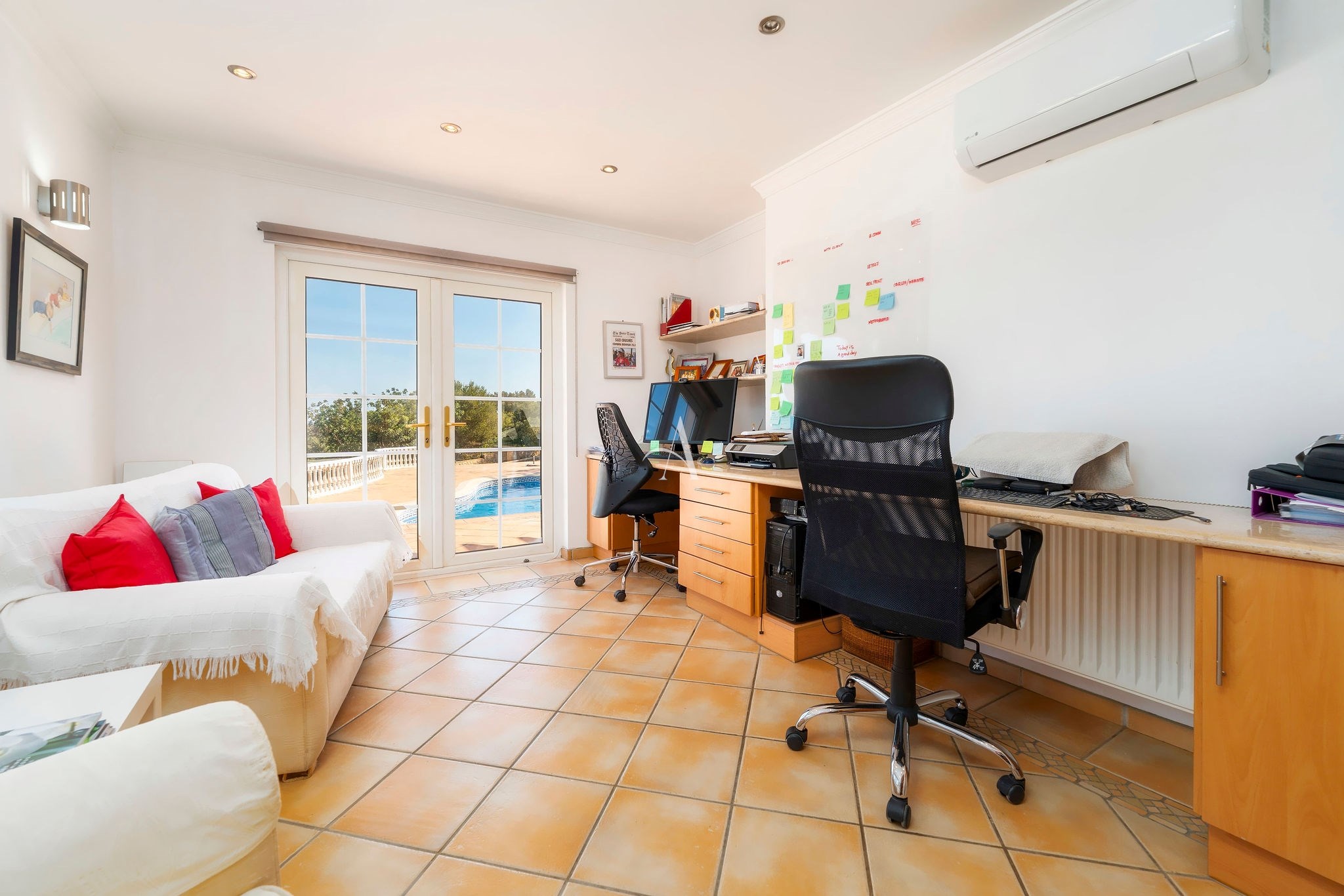 4 Bed, 3 Bath, HouseFor Sale, Loulé, Faro