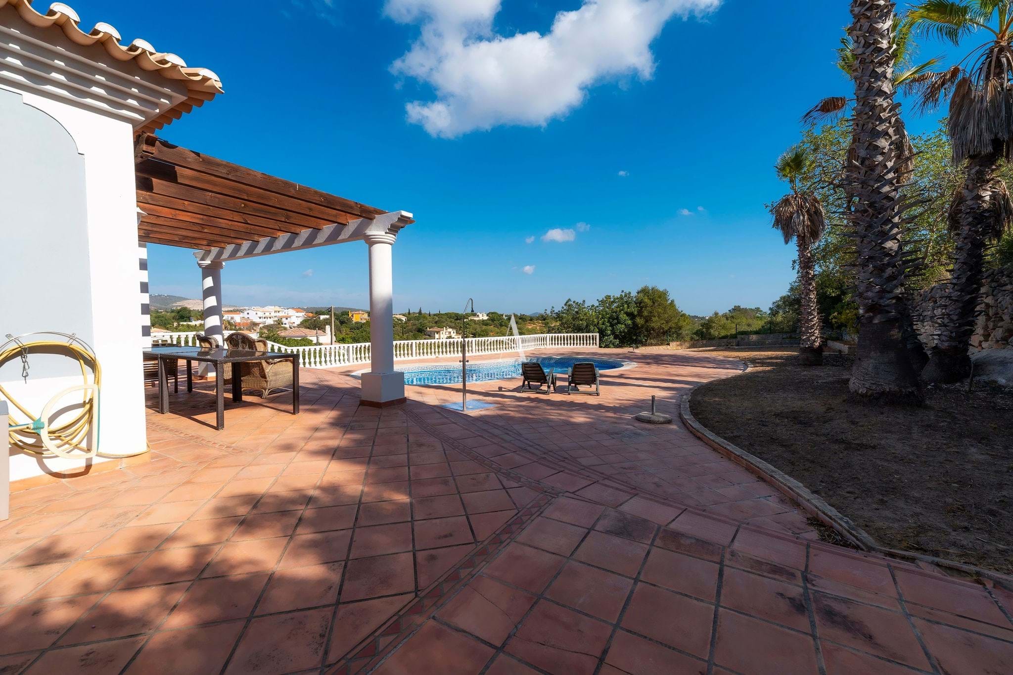 4 Bed, 3 Bath, HouseFor Sale, Loulé, Faro