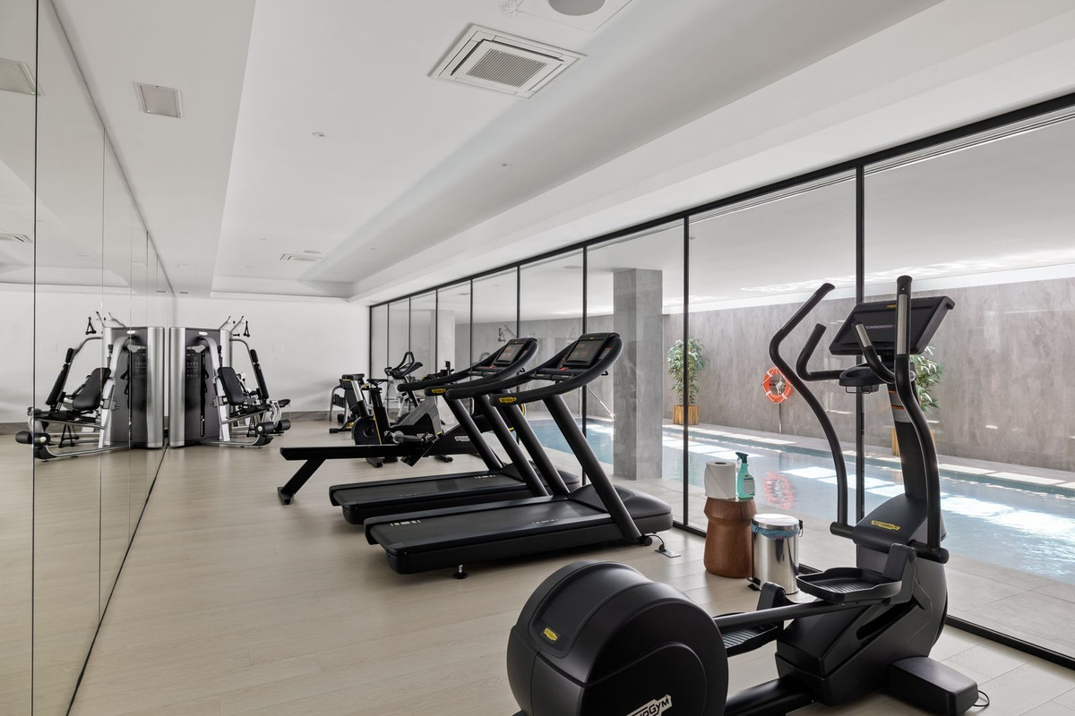 7 Bed, 5 Bath, ApartmentFor Sale, Nueva Andalucia, Malaga