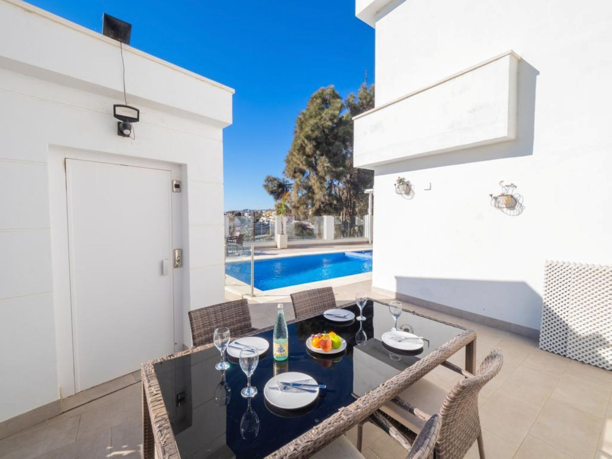 6 Bed, 7 Bath, HouseFor Sale, El Chaparral, Malaga