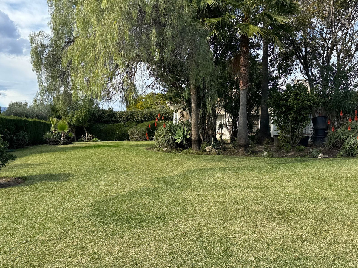 3 Bed, 2 Bath, HouseFor Sale, Estepona, Malaga