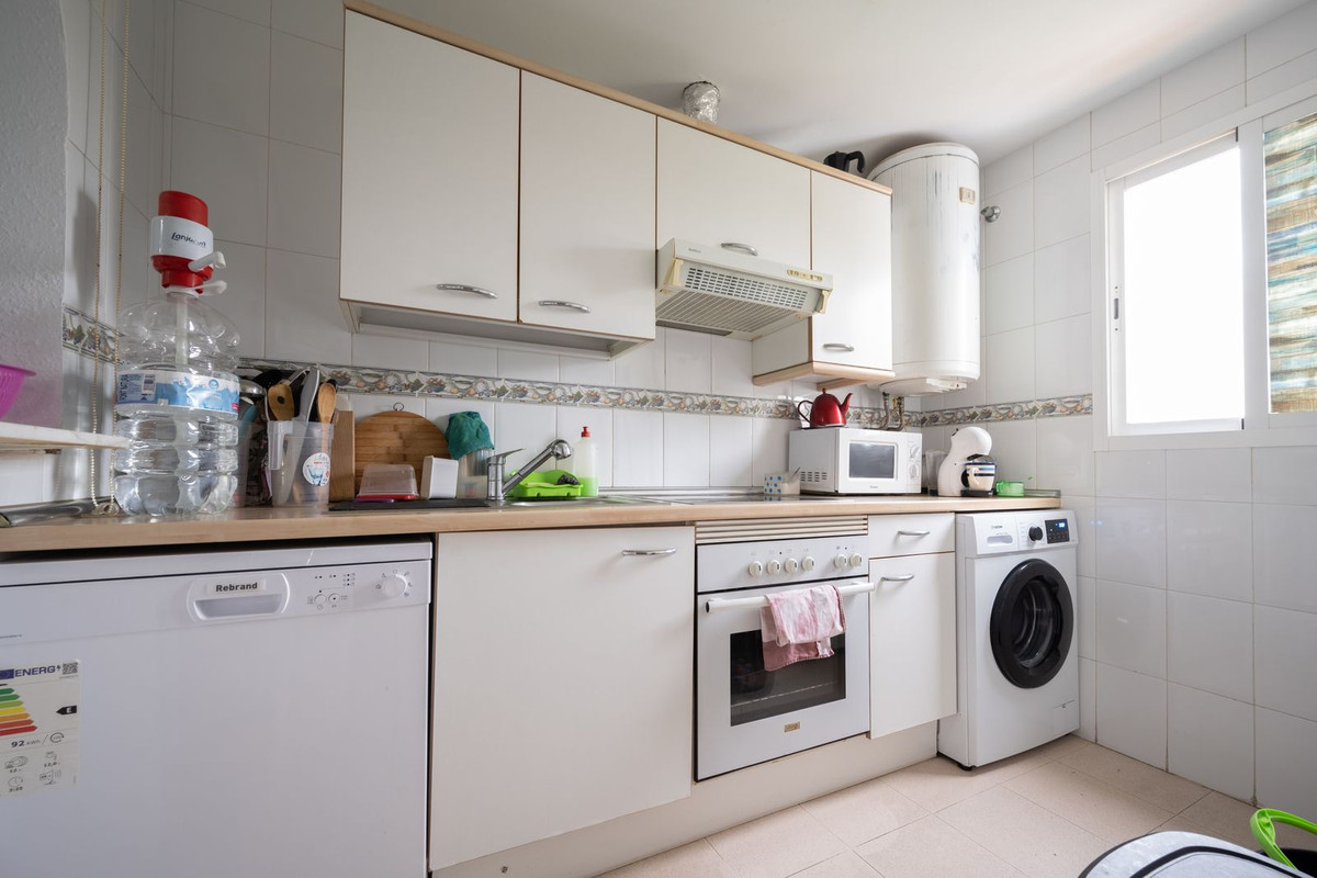 3 Bed, 2 Bath, ApartmentFor Sale, Riviera Del Sol, Malaga