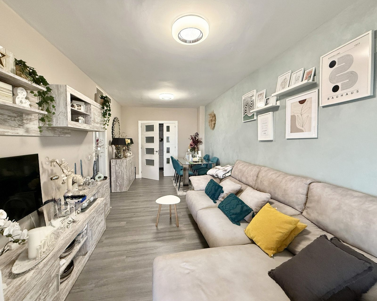 2 Bed, 1 Bath, ApartmentFor Sale, Riviera Del Sol, Malaga