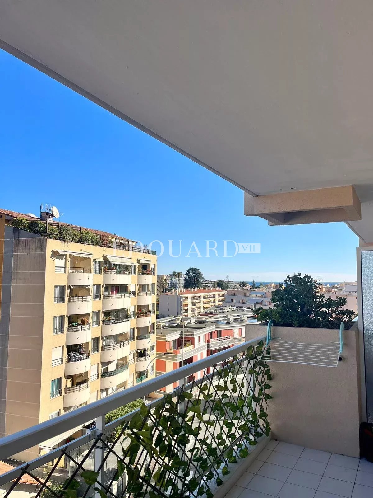2 Bed, 1 Bath, ApartmentFor Sale, Roquebrune-Cap-Martin, Alpes-Maritimes