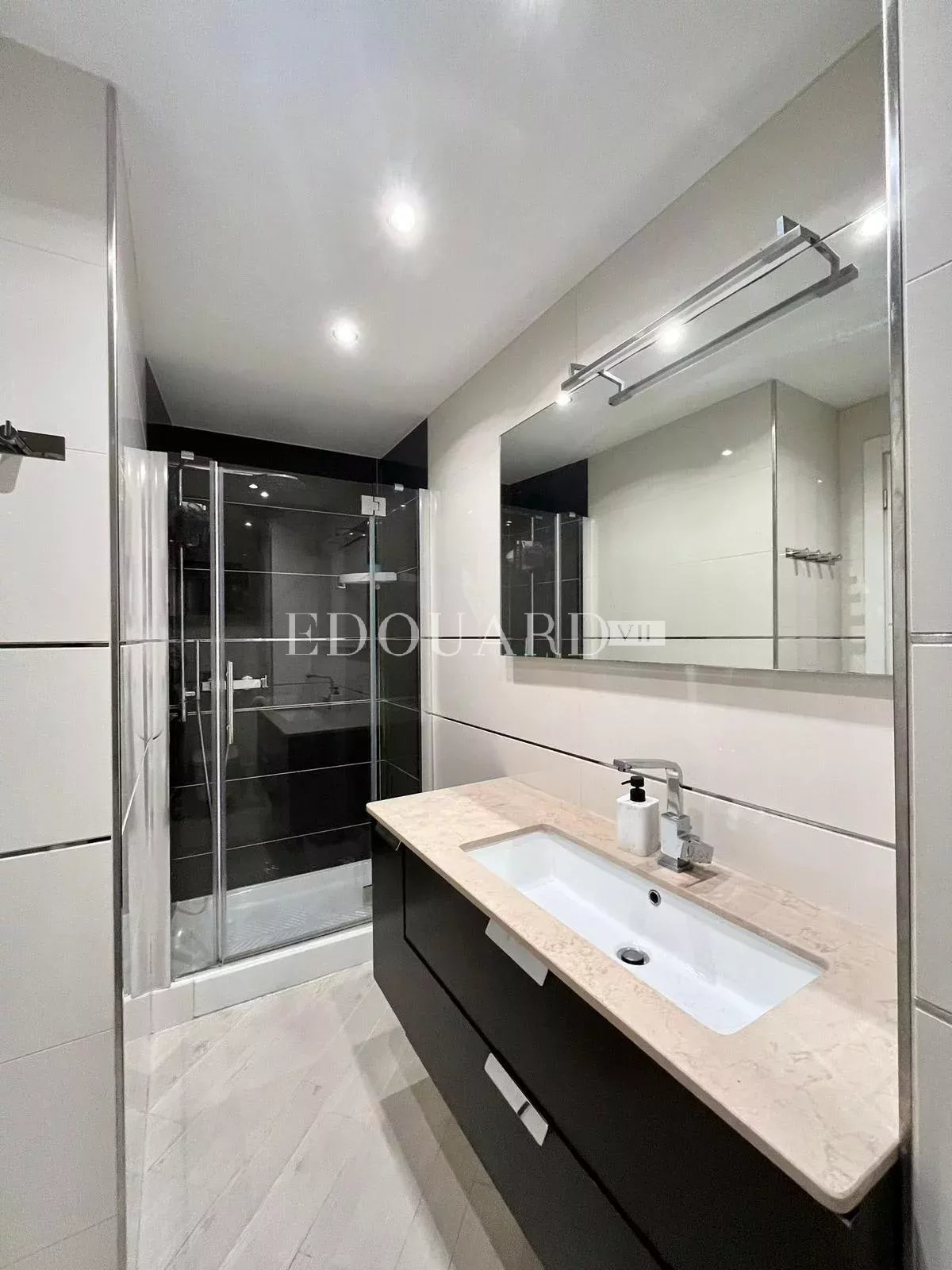 2 Bed, 1 Bath, ApartmentFor Sale, Roquebrune-Cap-Martin, Alpes-Maritimes