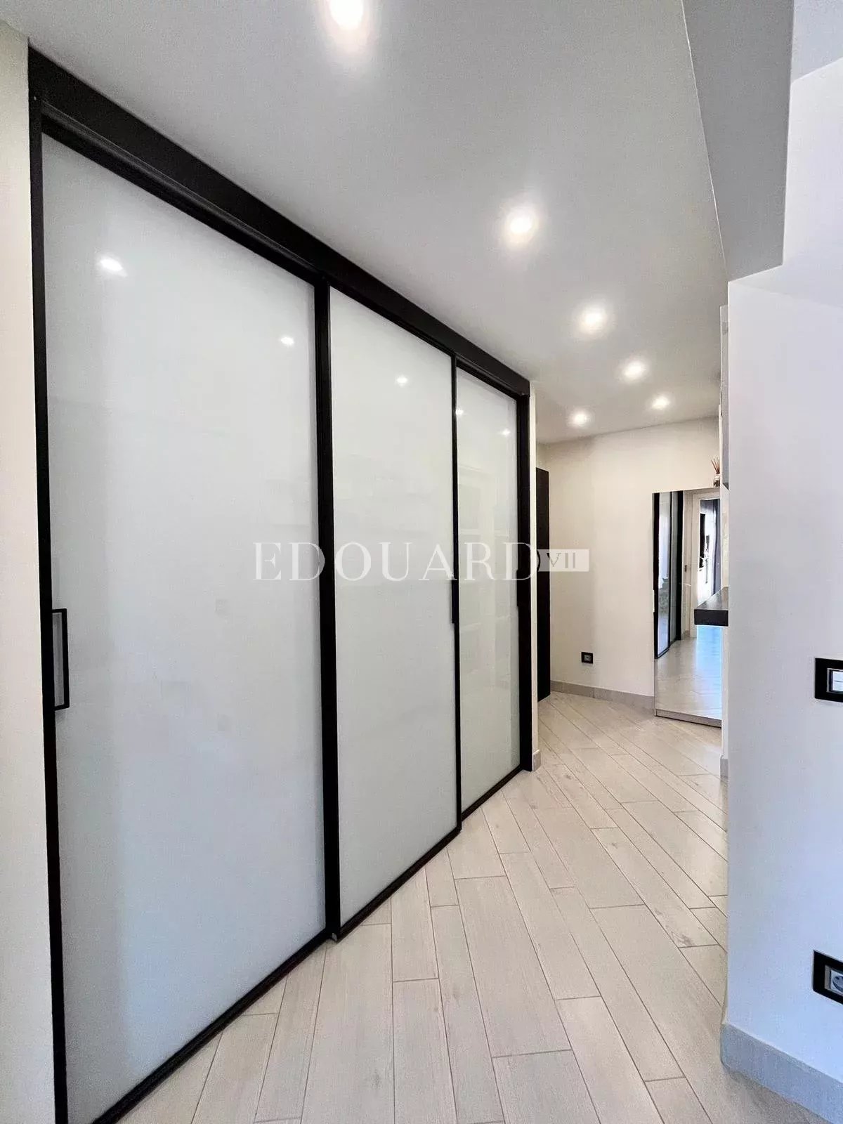 2 Bed, 1 Bath, ApartmentFor Sale, Roquebrune-Cap-Martin, Alpes-Maritimes