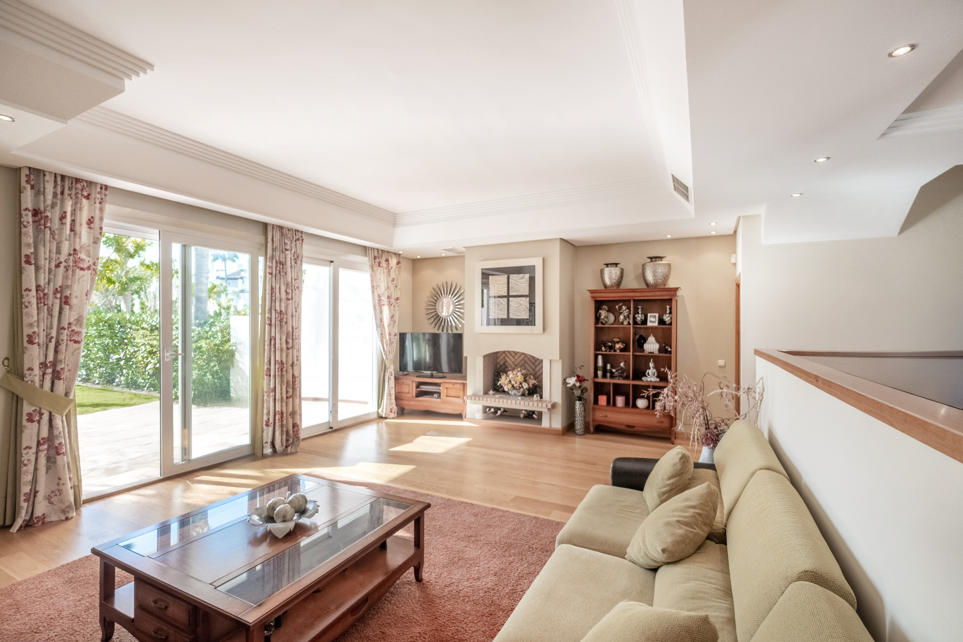 3 Bed, 4 Bath, HouseFor Sale, Estepona, Malaga