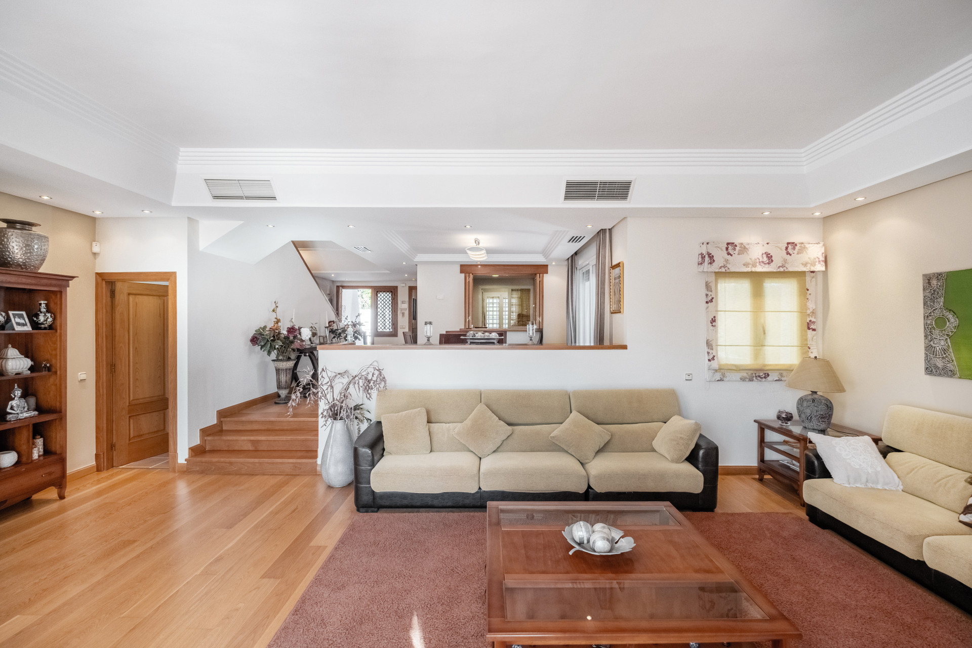 3 Bed, 4 Bath, HouseFor Sale, Estepona, Malaga