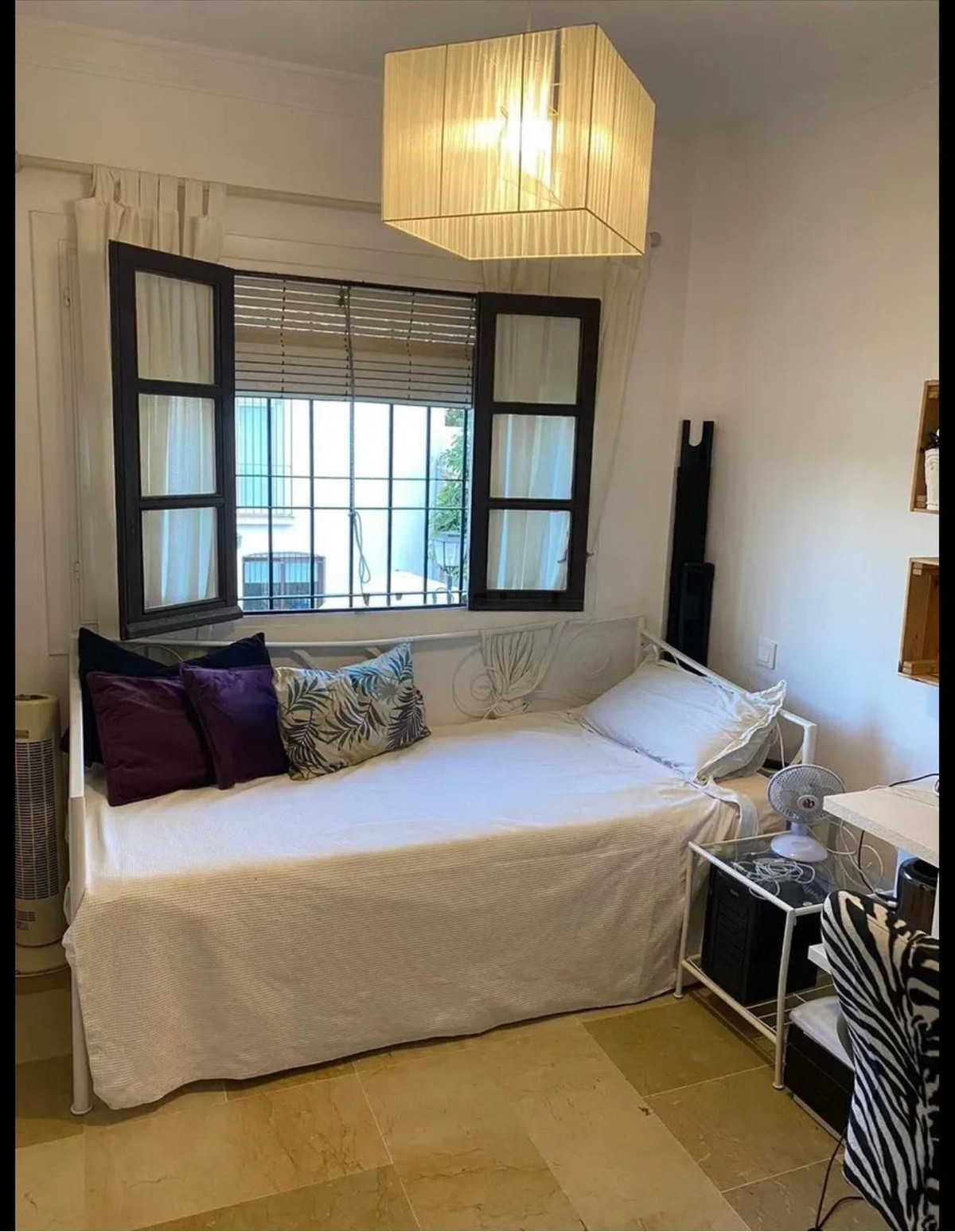 2 Bed, 2 Bath, HouseFor Sale, Estepona, Malaga