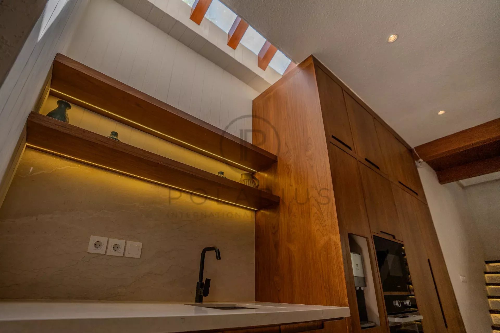 2 Bed, 2 Bath, HouseFor Sale, Berawa, Bali